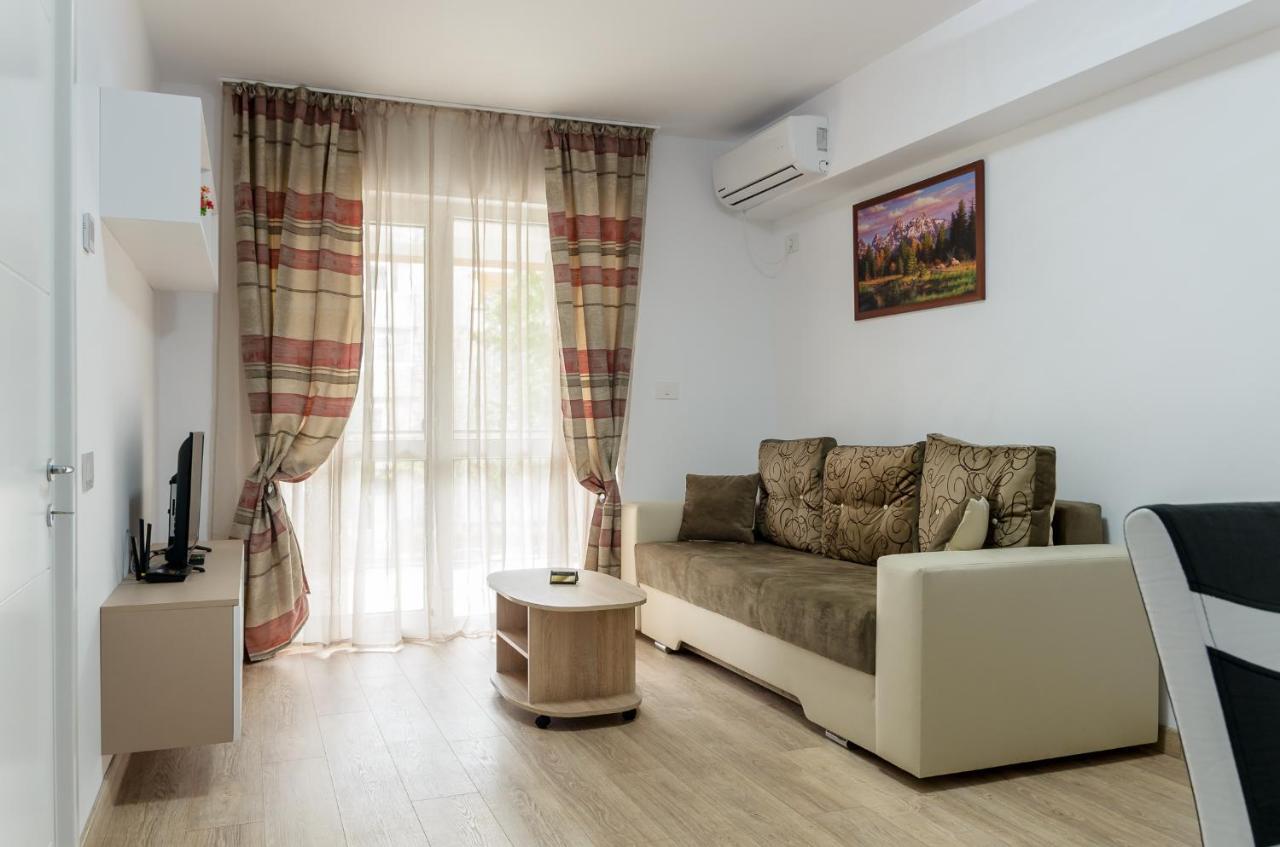 Luxury Apartments Newton By Glam Jászvásár Kültér fotó