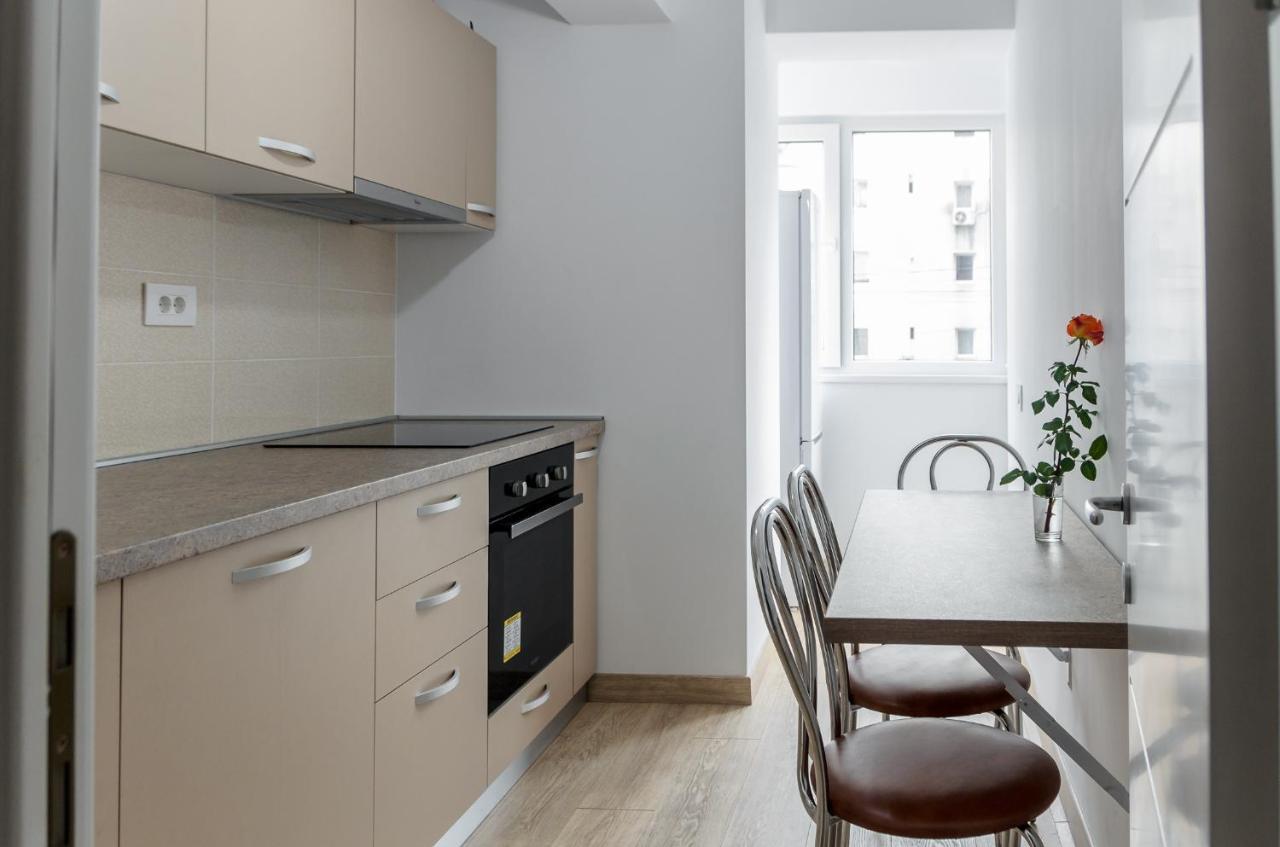 Luxury Apartments Newton By Glam Jászvásár Kültér fotó