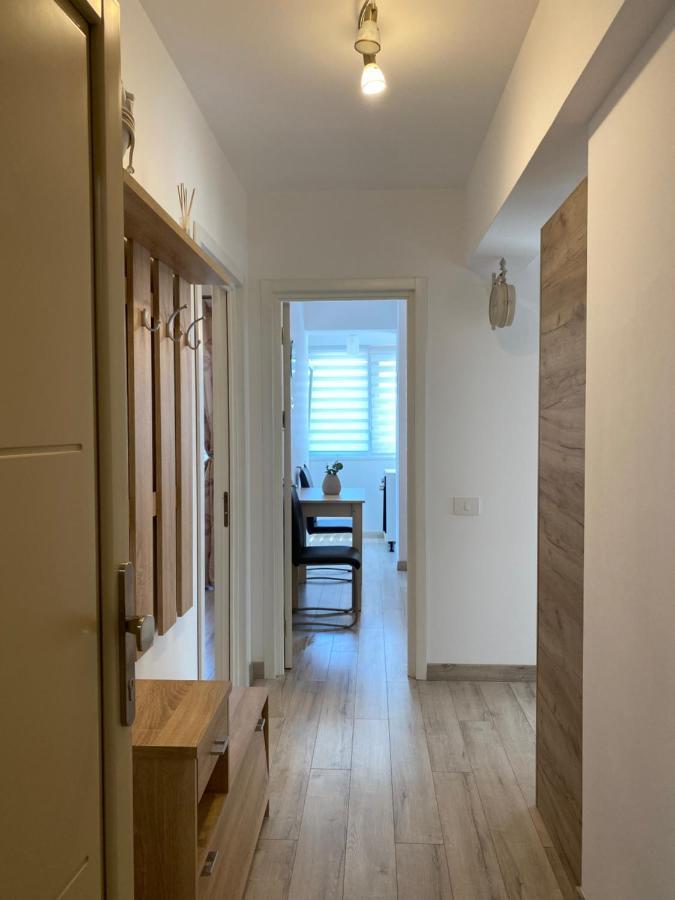 Luxury Apartments Newton By Glam Jászvásár Kültér fotó